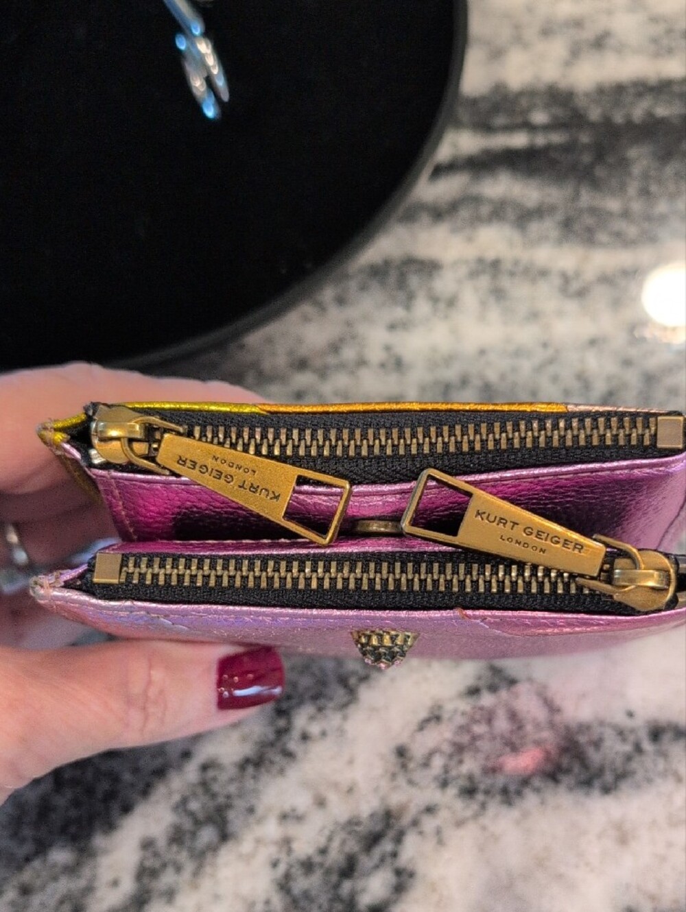 Kurt Geiger Iredescent Diagonal Stripes Mini Purse Compact Wallet - Picture 2 of 8